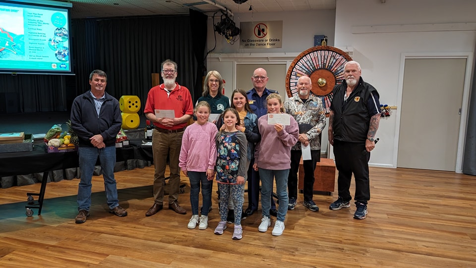 Featured image for “Massive shout out to all out volunteer groups that donate their time at the Highland games every year. Maryborough toy library, brass band, angling club, fire brigade and pipe band. We thank you for your time. All gold coin donations go back to these groups, this year all receiving $476.00 #wp”