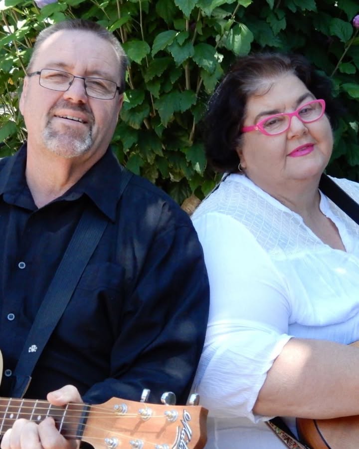 Featured image for “Live Music with The Hoffmans at Maryborough Highland Society”